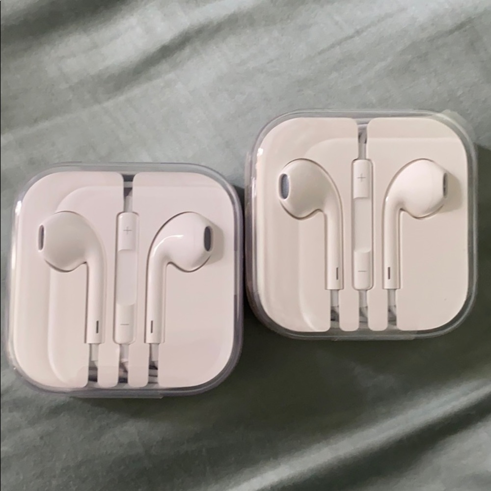 Apple Headphones